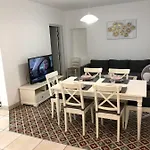 La Bulle Familles Clim, Wifi, Airport Shuttle,tout à Pied Casa de Férias *