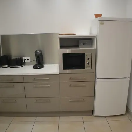 La Bulle Familles Clim, Wifi, Airport Shuttle,tout A Pied Сasa de vacaciones