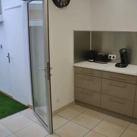 Holiday home La Bulle Familles Clim, Wifi, Airport Shuttle,tout A Pied Carcassonne