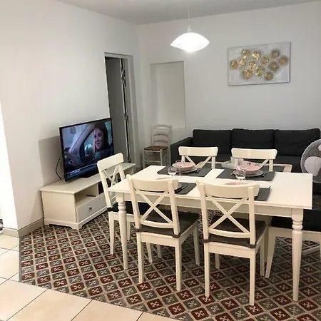 La Bulle Familles Clim, Wifi, Airport Shuttle,tout A Pied Holiday home *