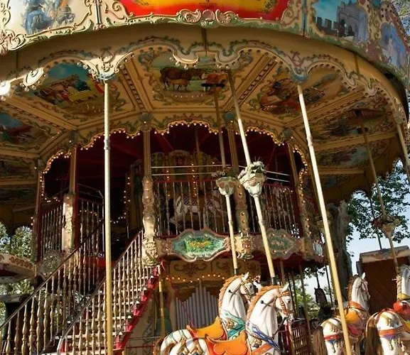 Hébergement de vacances La Bulle Des Familles•jacuzzi•wifi•airport Shuttle *