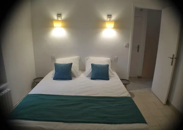 Hébergement de vacances La Bulle Des Familles•jacuzzi•wifi•airport Shuttle