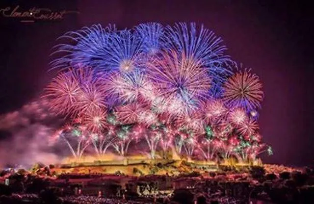 Hébergement de vacances La Bulle Des Familles•jacuzzi•wifi•airport Shuttle *