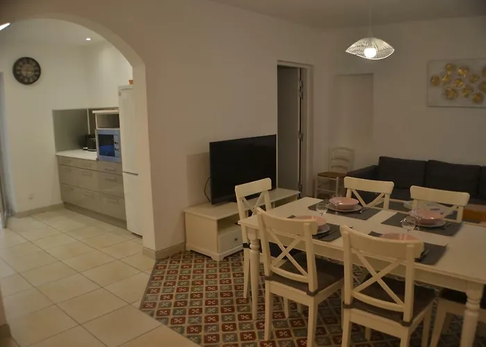 La Bulle Des Familles•jacuzzi•wifi•airport Shuttle * Carcassonne